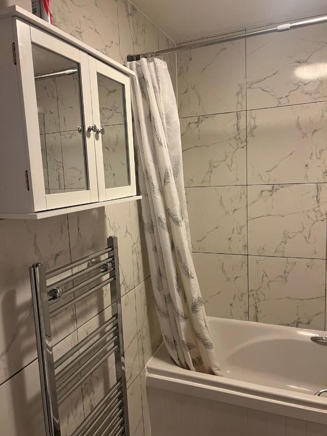 Accu Care Apartment Londýn Exteriér fotografie